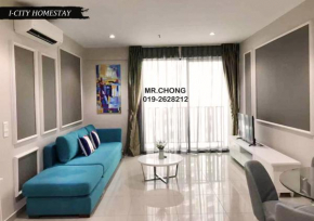 I City 2 Room 2 Bathroom Suite with Wifi